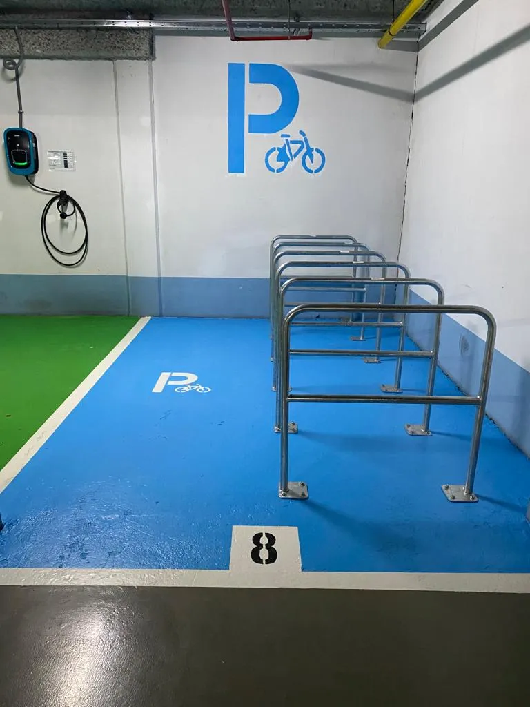 PARKING2-62c2a806-1200h