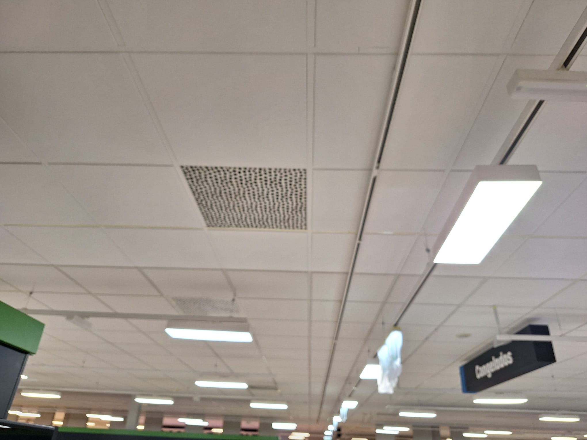 recuperacion-falso-techo-horario-nocturno-supermercados